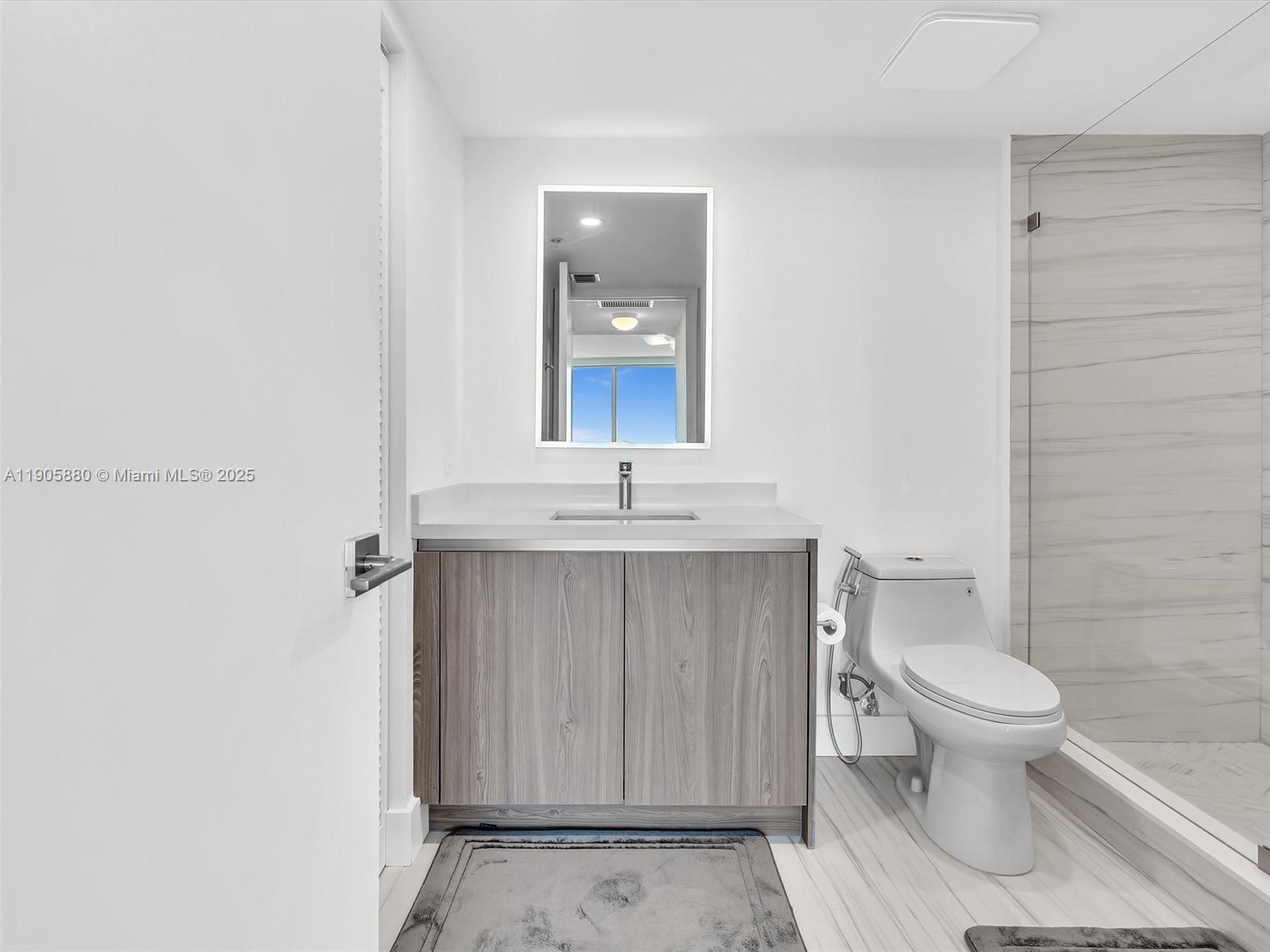 ONYX ON THE BAY CONDO - Residential Lease