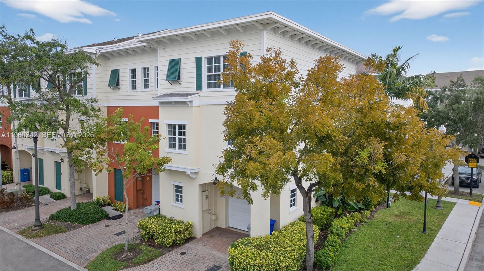 CYPRESS GROVE - Residential