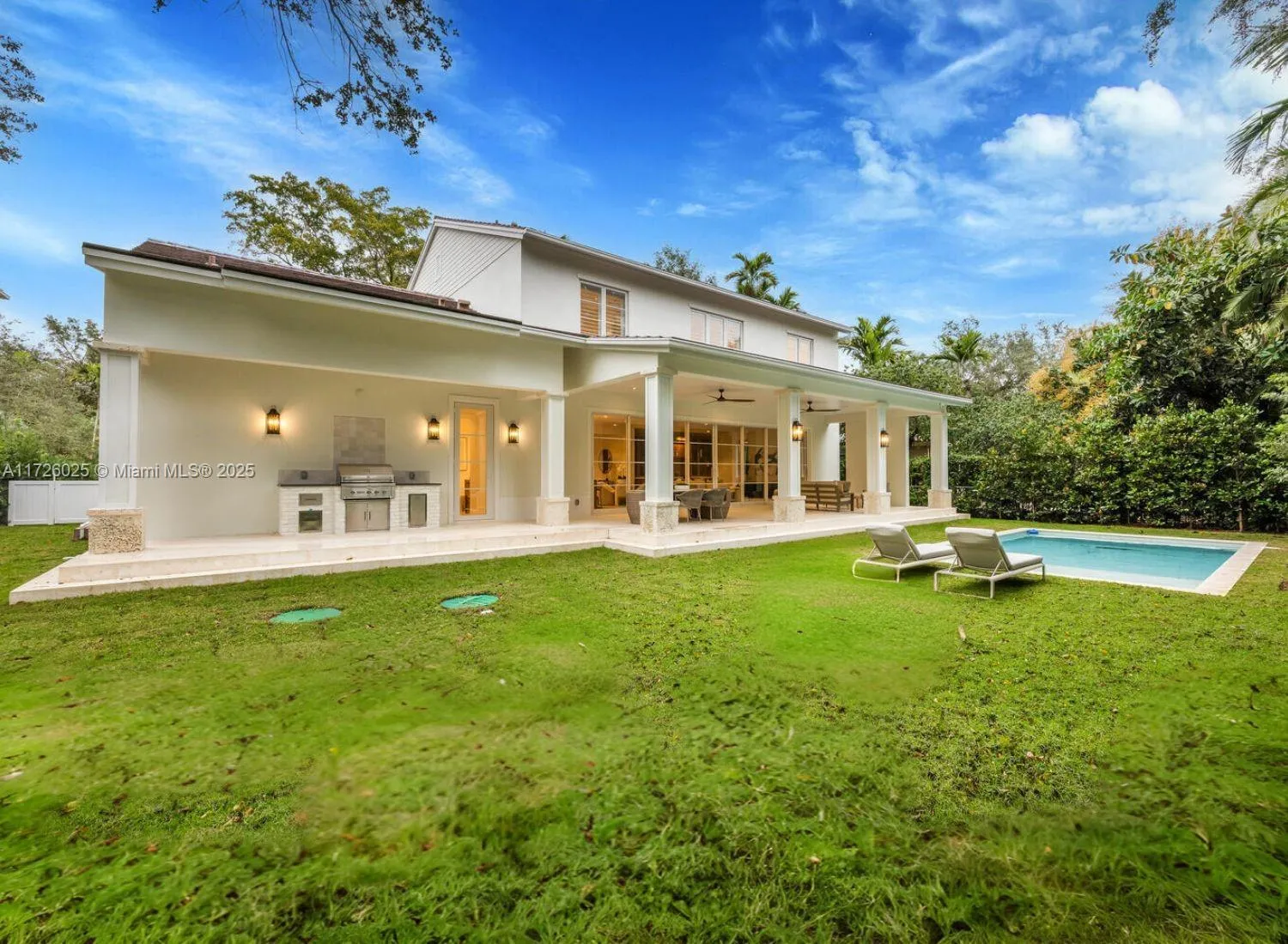 Coral Gables, Florida 33143, United States, 5 Bedrooms Bedrooms, ,6 BathroomsBathrooms,Residential,Pending,15620