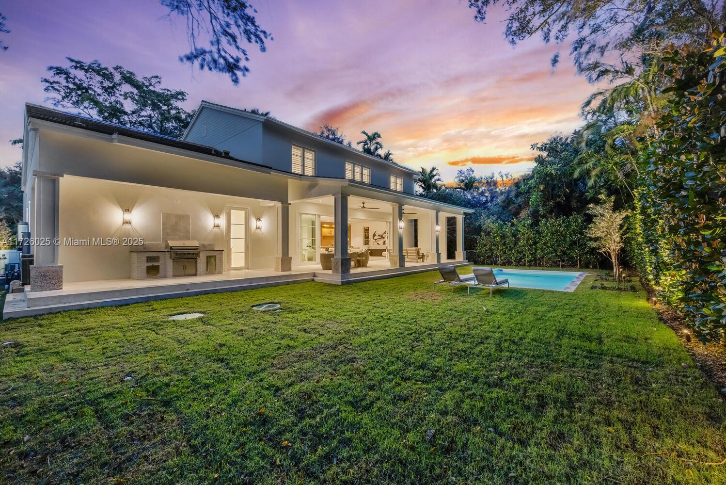 CORAL GABLES BISC BAY SEC - Residential