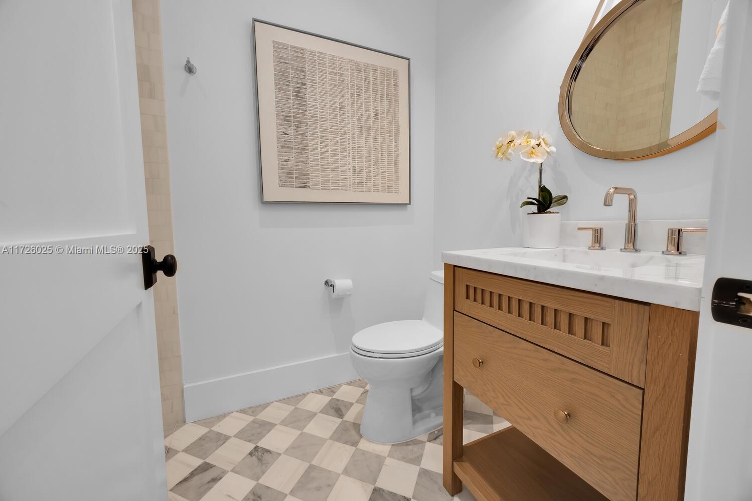 CORAL GABLES BISC BAY SEC - Residential