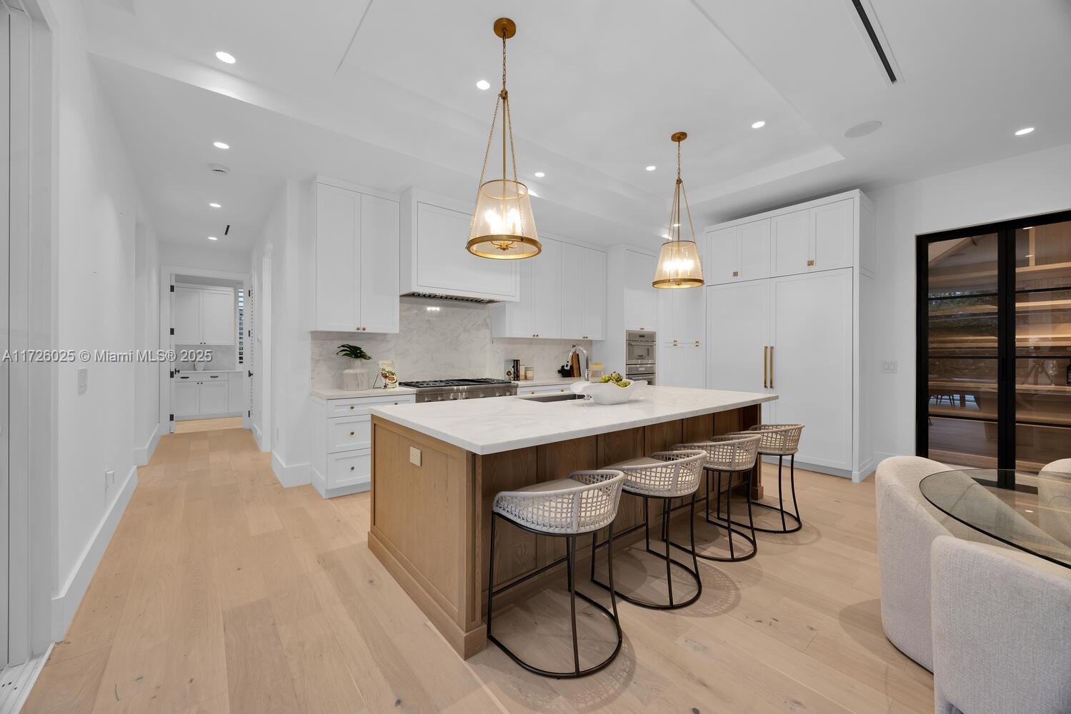 CORAL GABLES BISC BAY SEC - Residential