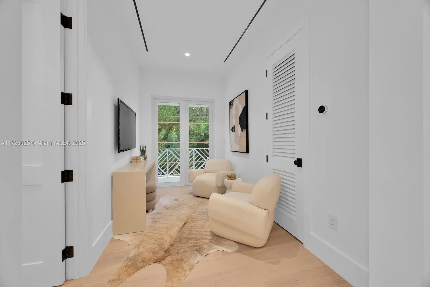 Coral Gables, Florida 33143, United States, 5 Bedrooms Bedrooms, ,6 BathroomsBathrooms,Residential,Pending,15620