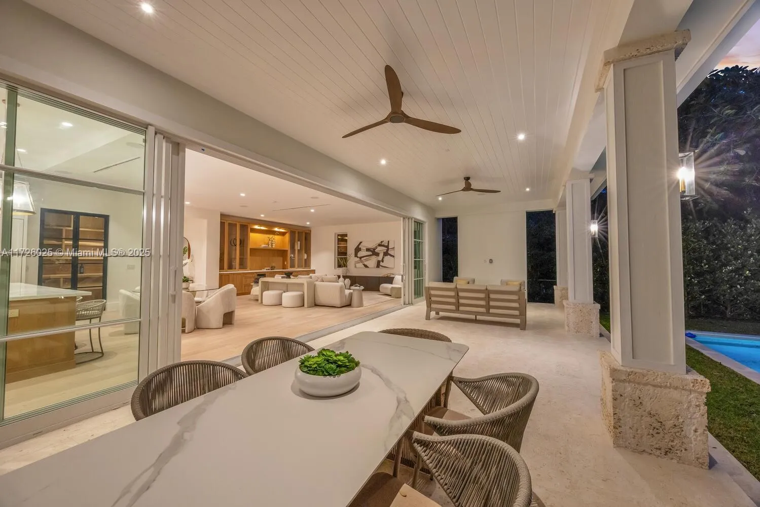 Coral Gables, Florida 33143, United States, 5 Bedrooms Bedrooms, ,6 BathroomsBathrooms,Residential,Pending,15620