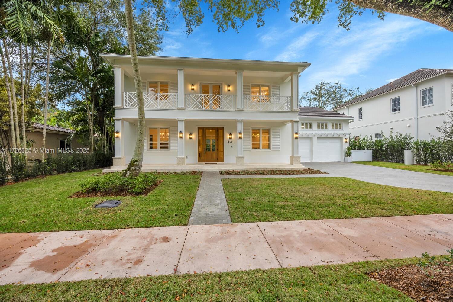 CORAL GABLES BISC BAY SEC - Residential