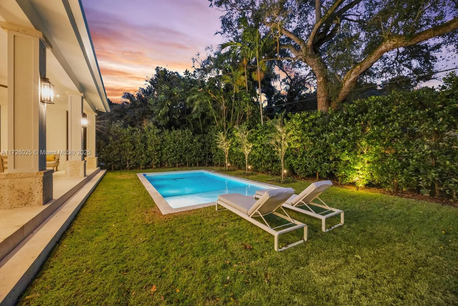 Coral Gables, Florida 33143, United States, 5 Bedrooms Bedrooms, ,6 BathroomsBathrooms,Residential,Pending,15620