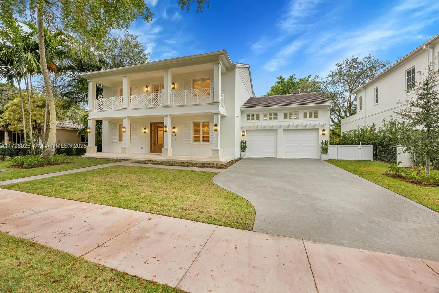 Coral Gables, Florida 33143, United States, 5 Bedrooms Bedrooms, ,6 BathroomsBathrooms,Residential,Pending,15620