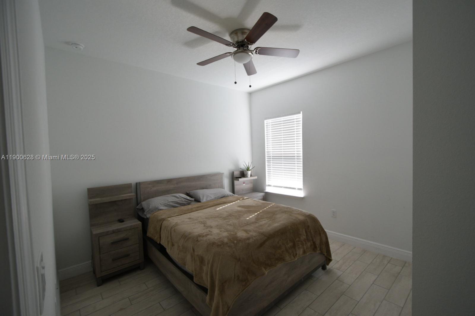 MARION OAKS - Residential