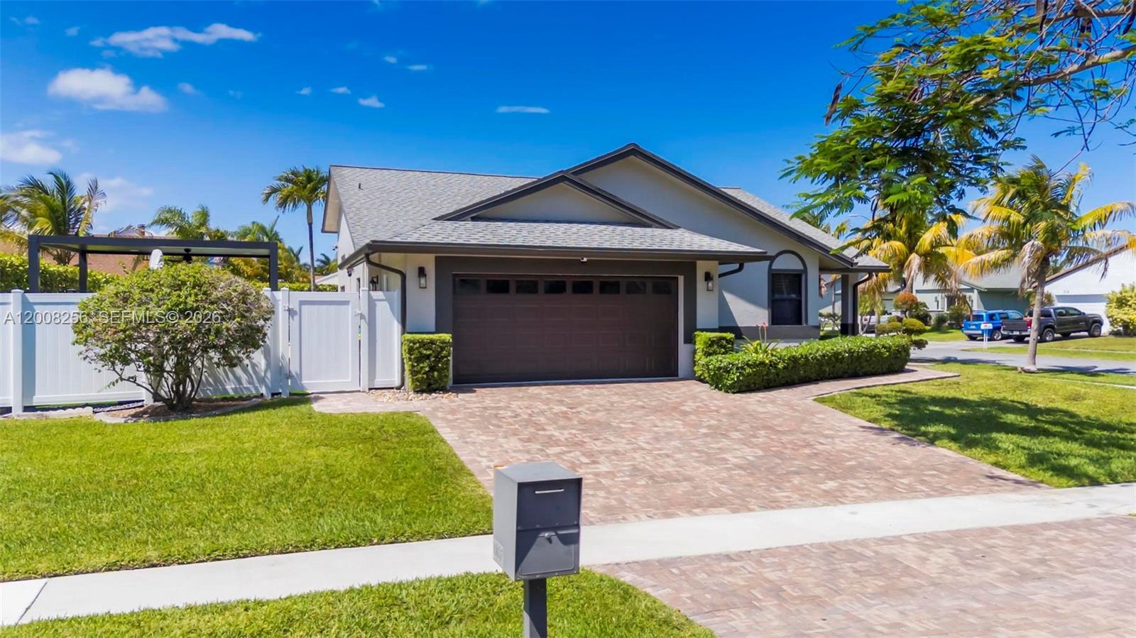 CENTRAL DANIA HEIGHTS - Residential