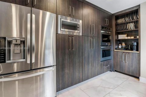 Tiny photo for 235 SE 9th St, Dania Beach, FL 33004 (MLS # A12008256)