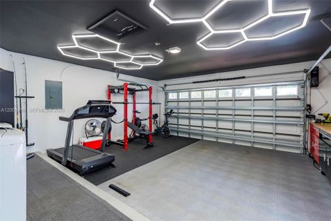 Tiny photo for 235 SE 9th St, Dania Beach, FL 33004 (MLS # A12008256)