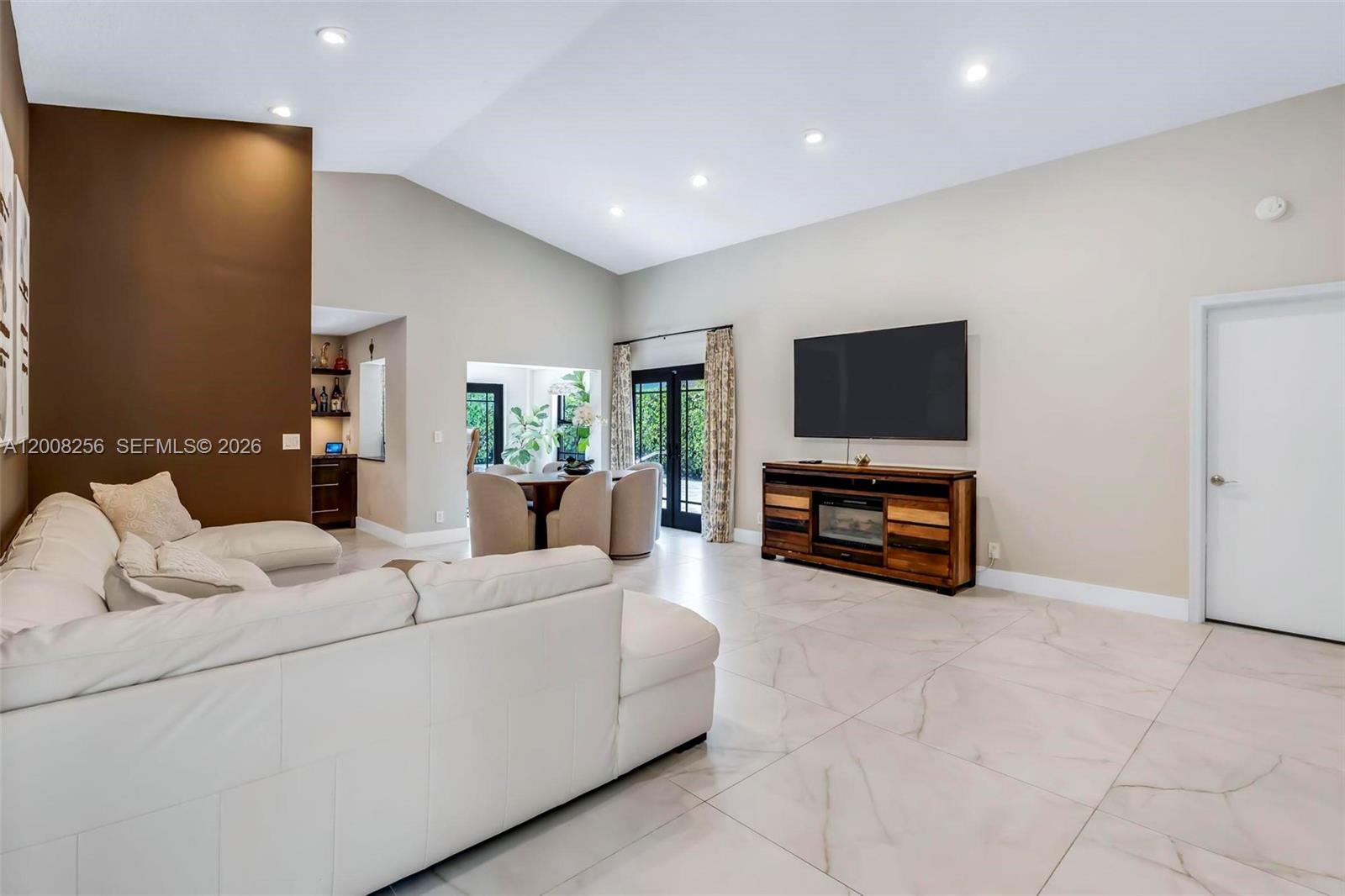 CENTRAL DANIA HEIGHTS - Residential