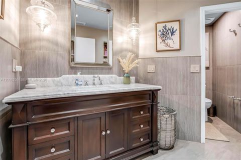 Tiny photo for 235 SE 9th St, Dania Beach, FL 33004 (MLS # A12008256)