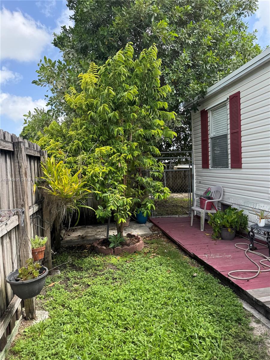 220 NE 12 ave 158