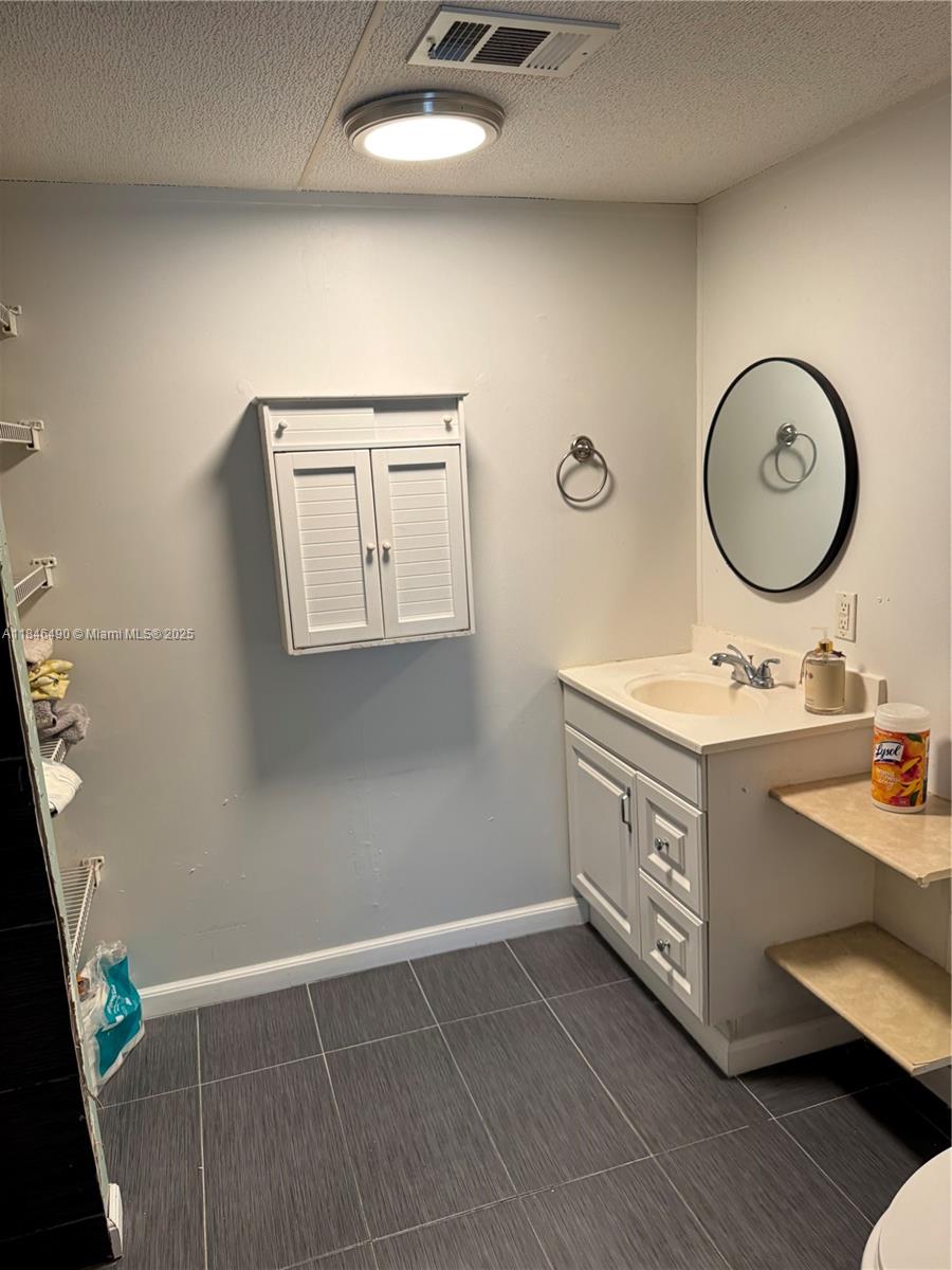 220 NE 12 ave 158