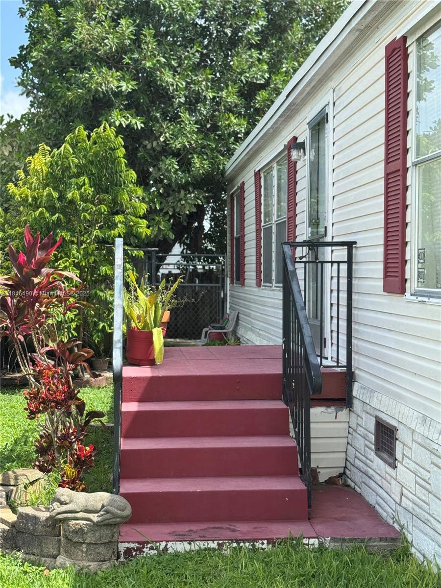 COCOWALK ESTATES - Residential