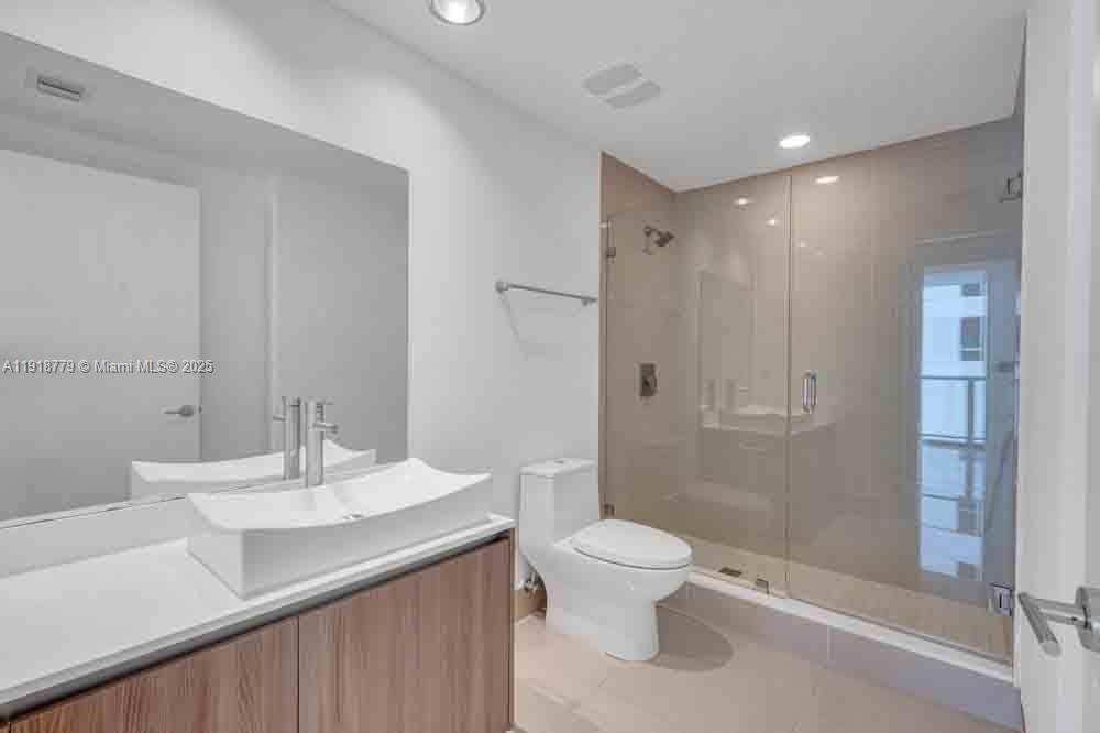 CASSA BRICKELL CONDO - Residential