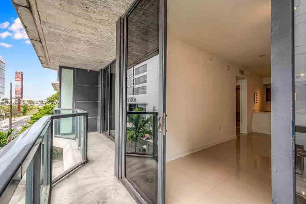 CASSA BRICKELL CONDO - Residential