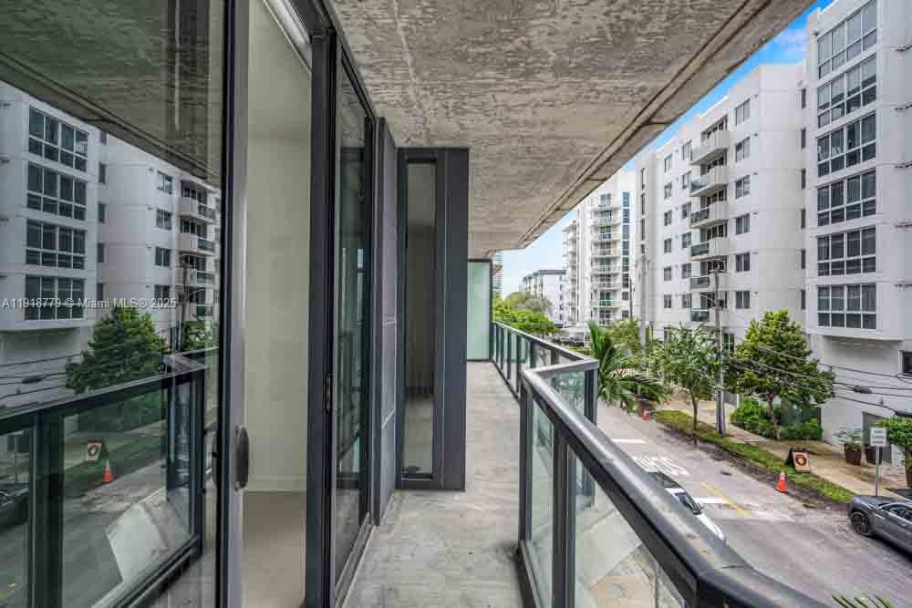 CASSA BRICKELL CONDO - Residential