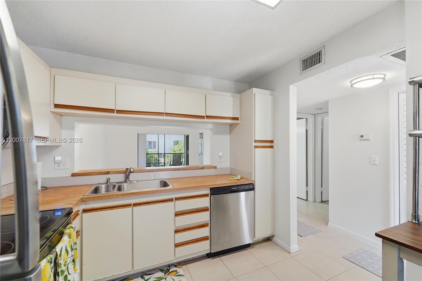 BEACON PLACE CONDO - Residential