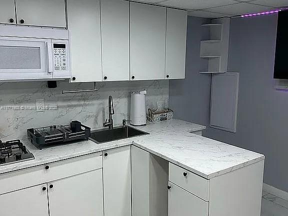 University Lakes - Residential