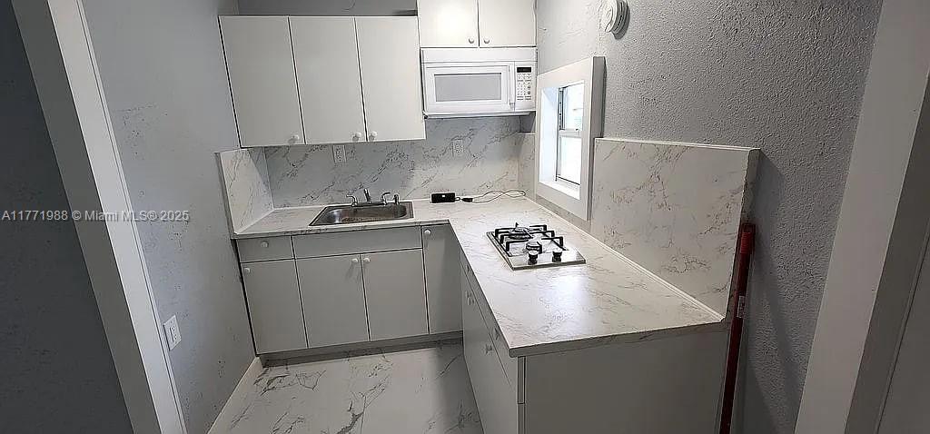 University Lakes - Residential