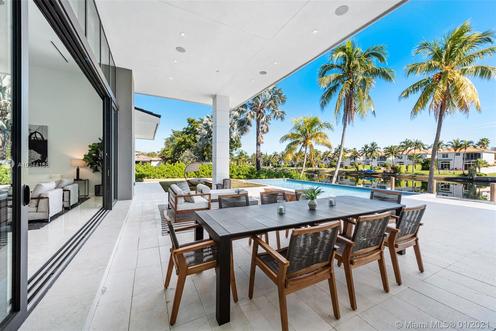 DIPLOMAT GOLF ESTATES - Residential