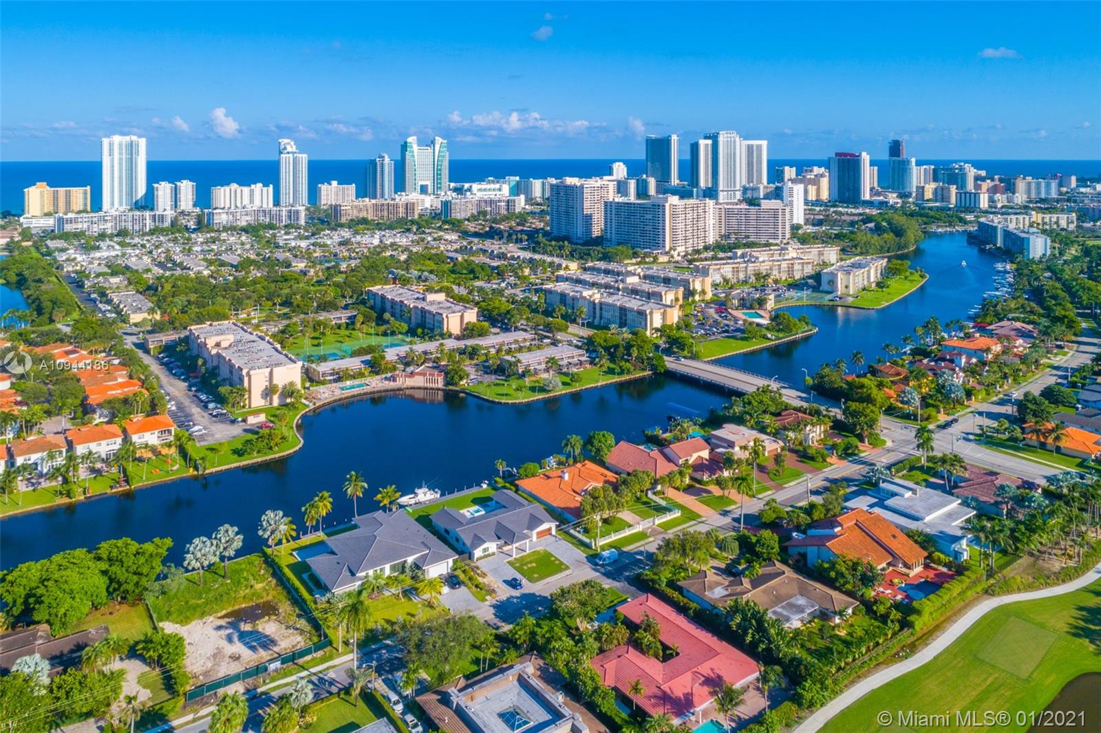 DIPLOMAT GOLF ESTATES - Residential