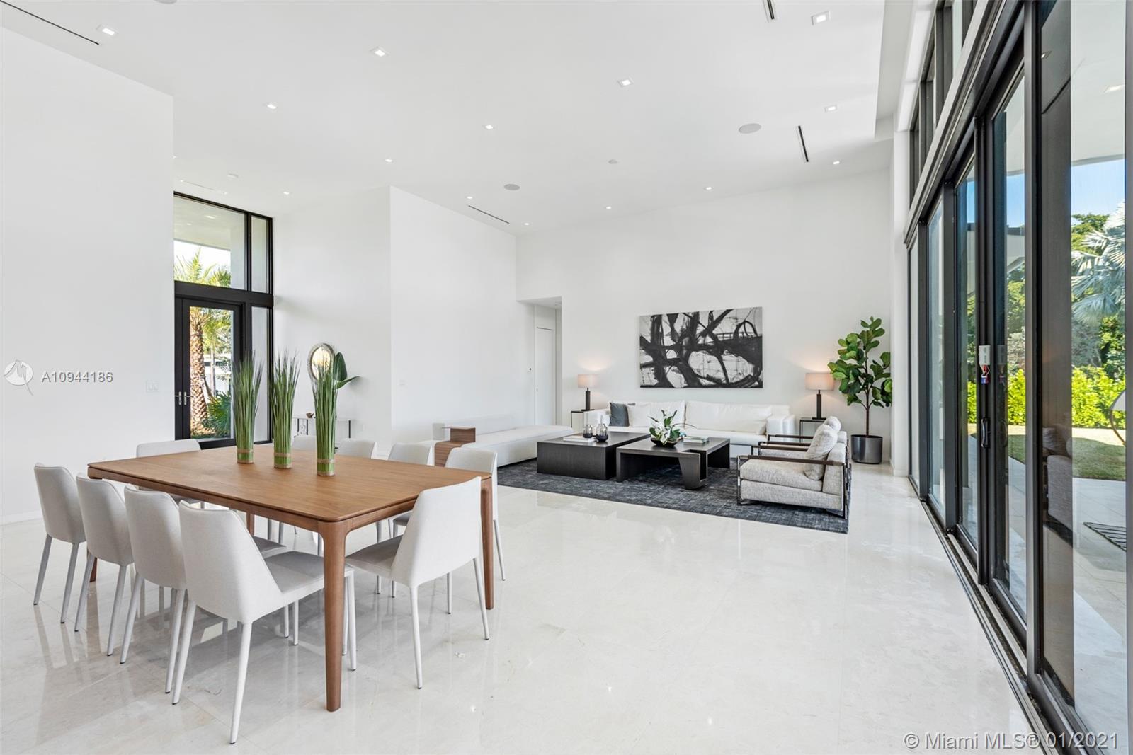 DIPLOMAT GOLF ESTATES - Residential