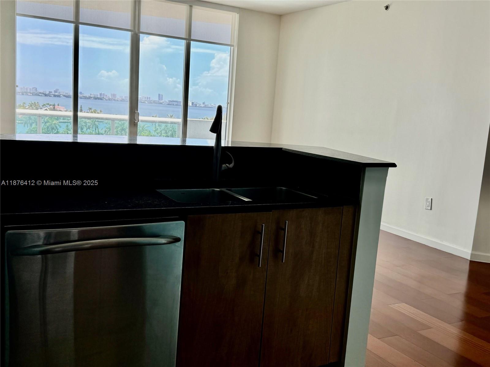 360 CONDO A - Residential Lease