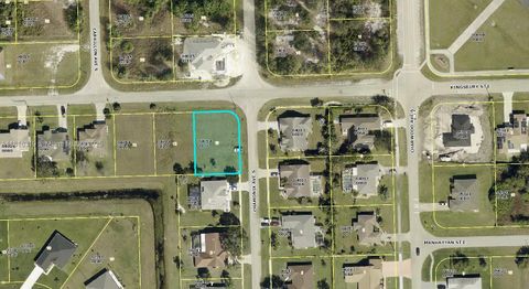 648 Kingsbury St E Lehigh Acres FL 33974