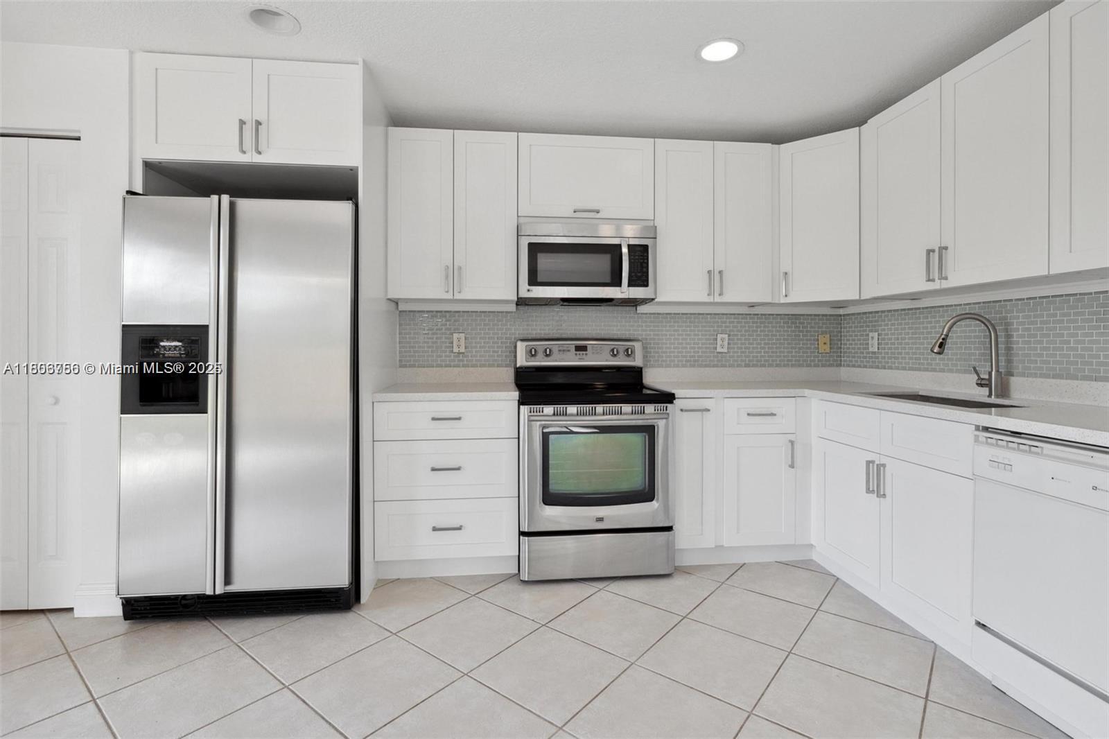 16502 SW 68th ter