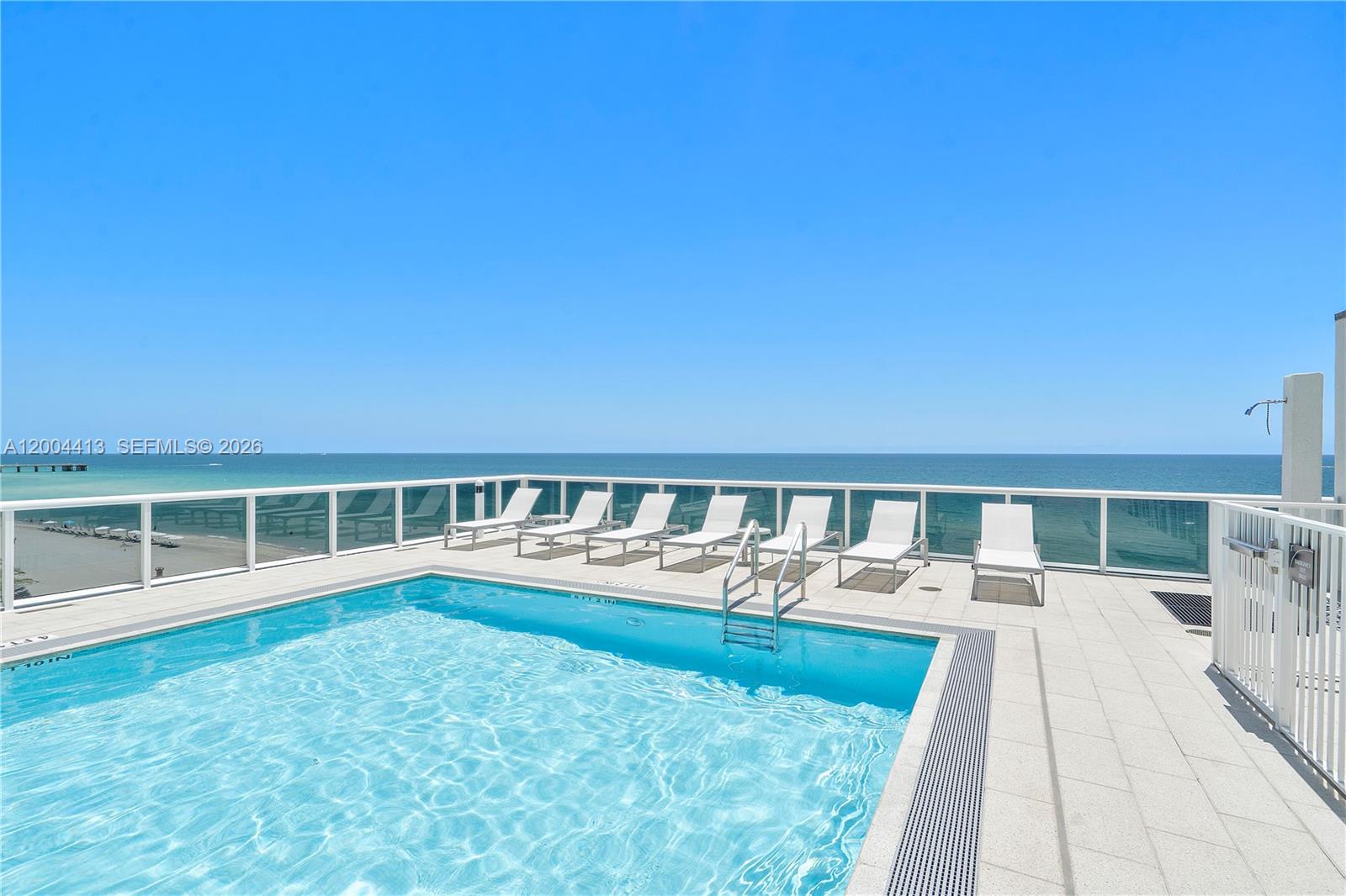 15811 Collins Ave 1205