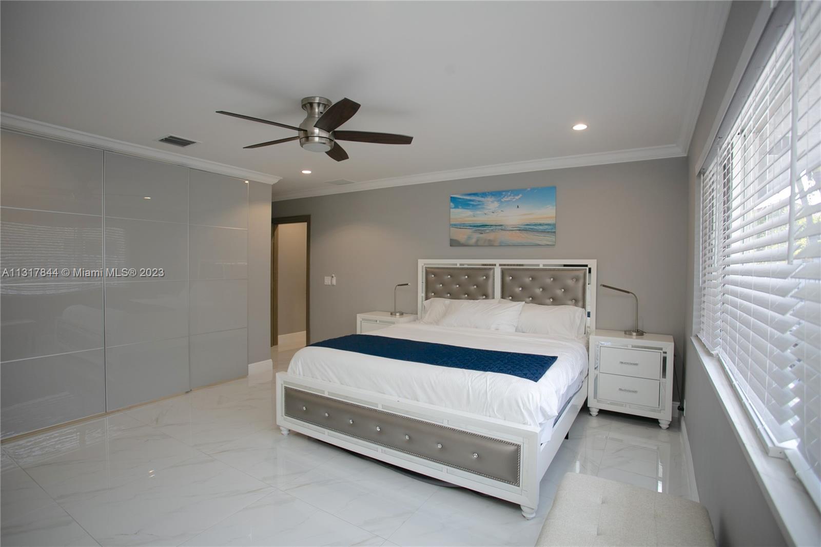 HOLLYWOOD GOLF ESTATES SE - Residential Lease