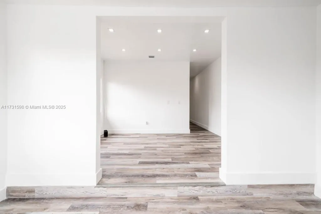 Miami, Florida 33135, United States, ,Residential,Active,13893