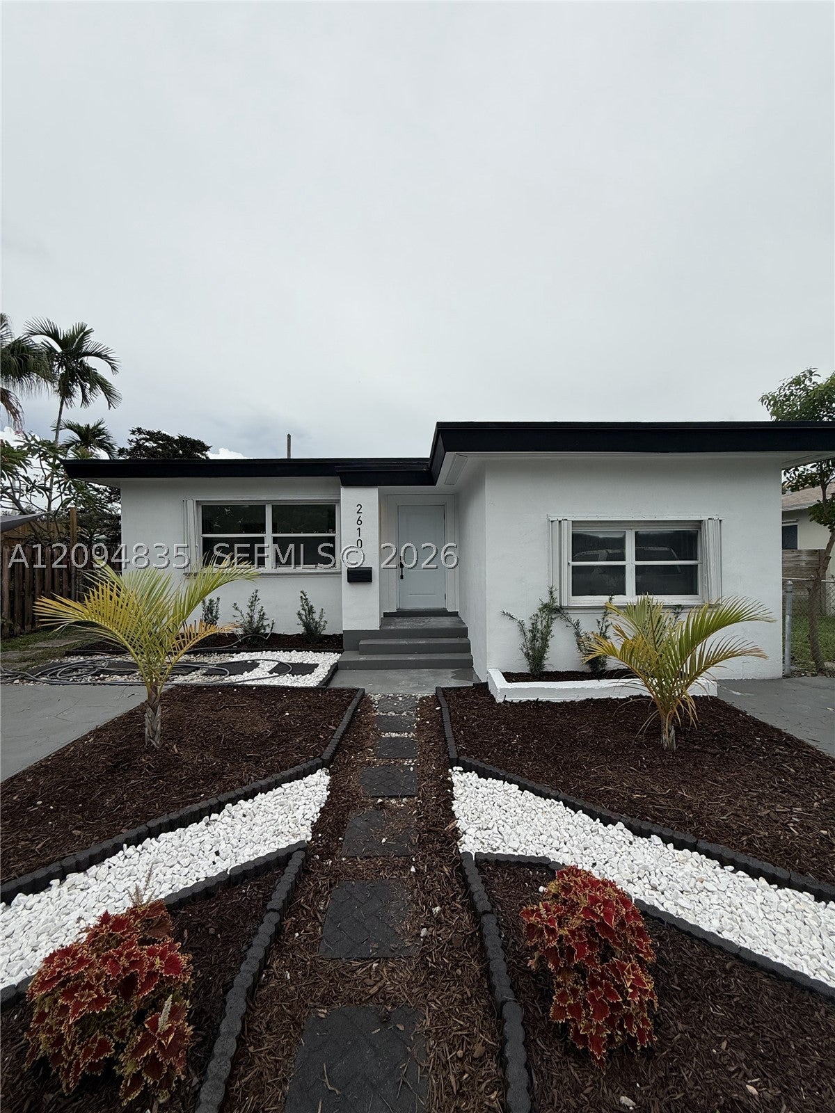View photos, virtual tours, details... 2610 Pierce St