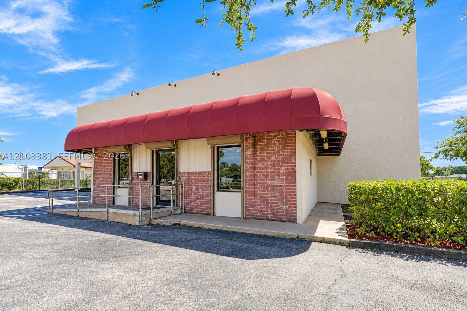 View photos, virtual tours, details... 3300 W Hallandale Beach Blvd