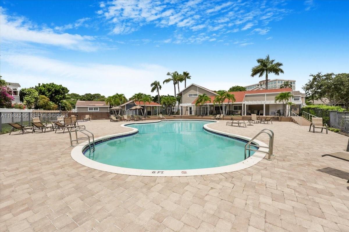 FAIRFIELD AT BOCA 4 OF CE - Residential