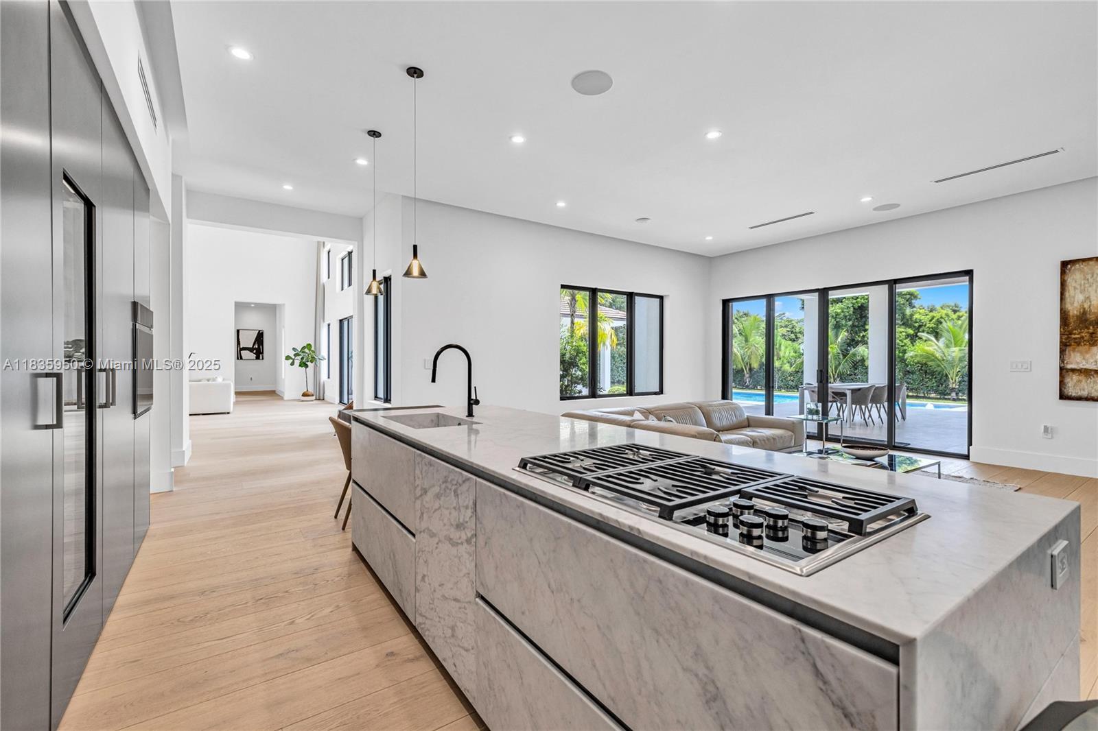 ANDREWS & BIGMAN SUB - Residential