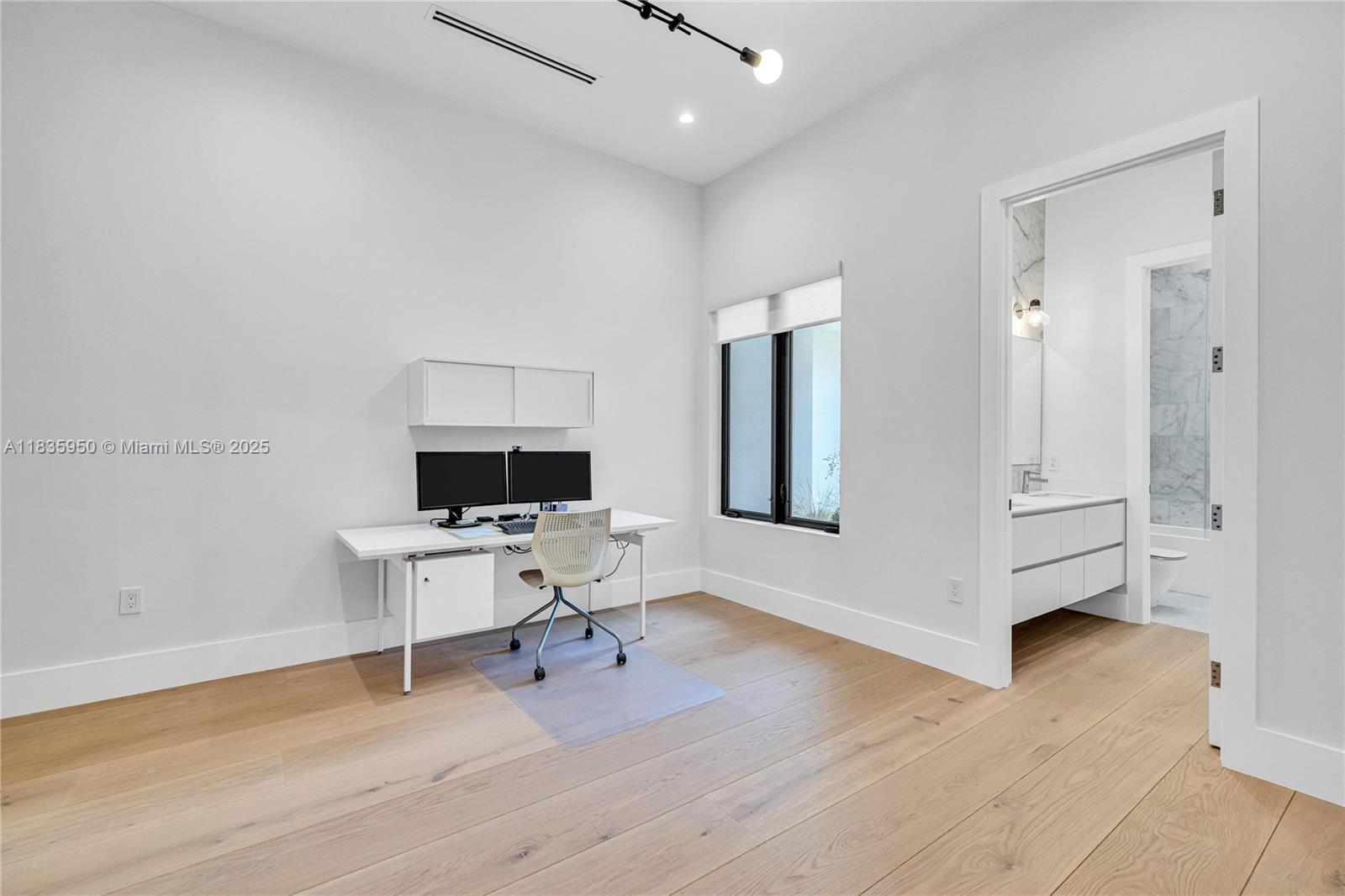 ANDREWS & BIGMAN SUB - Residential