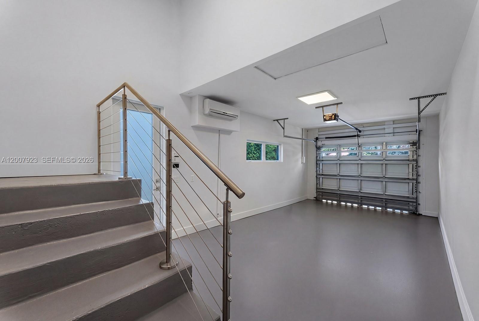 ADEMAR PARK AMD PL - Residential