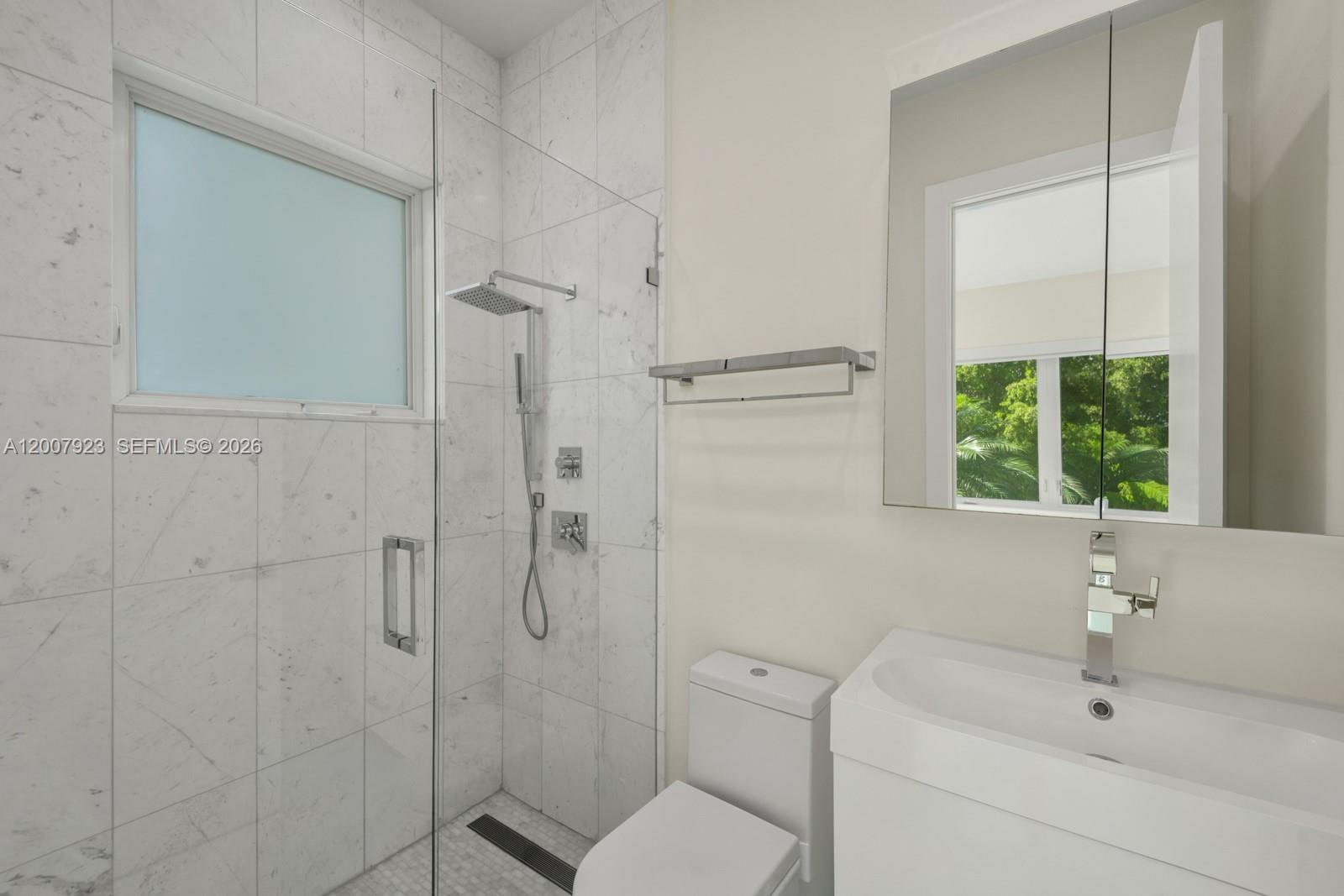 ADEMAR PARK AMD PL - Residential