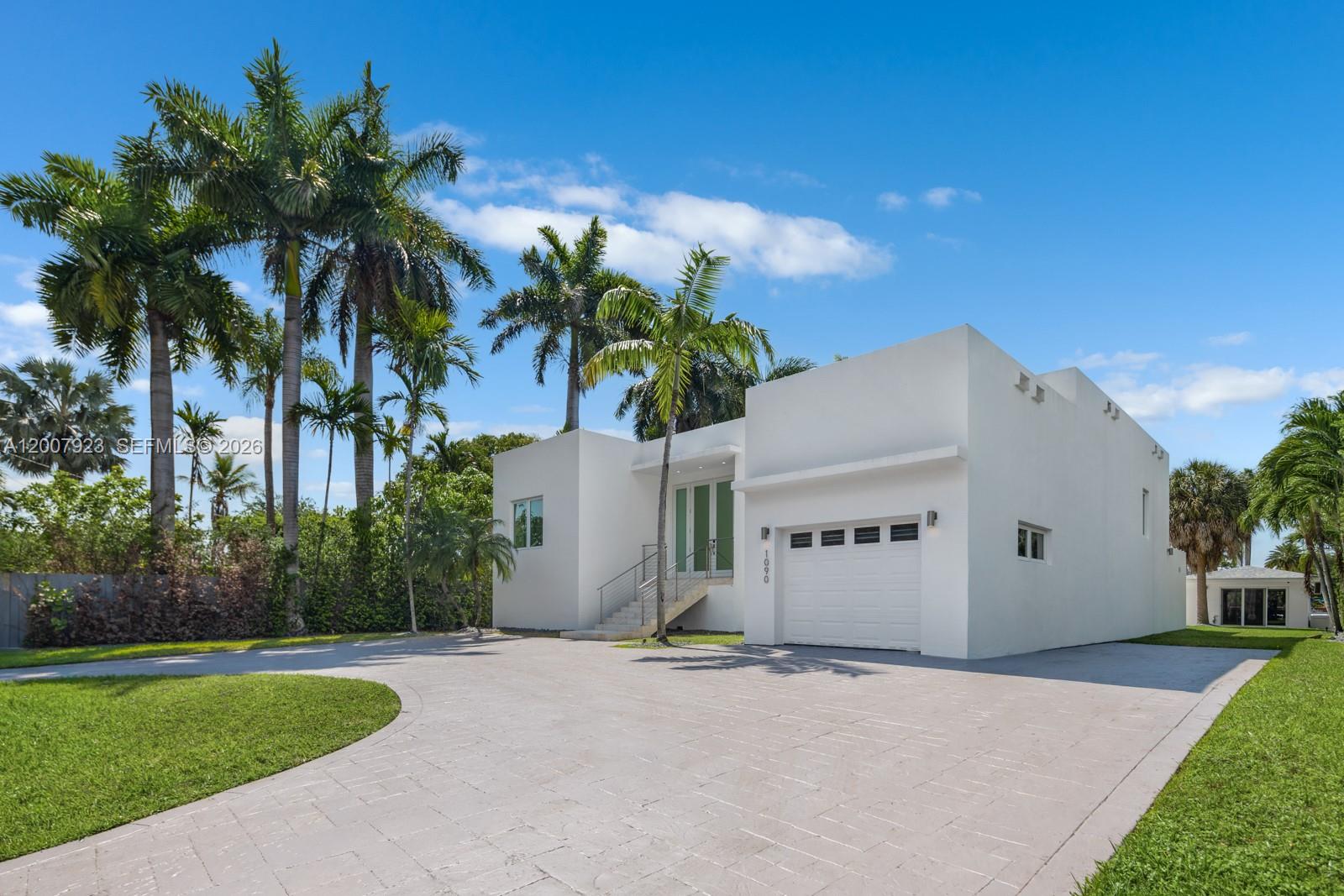 ADEMAR PARK AMD PL - Residential