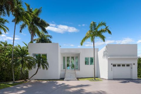 Tiny photo for 1090 NE 84th St, Miami, FL 33138 (MLS # A12007923)