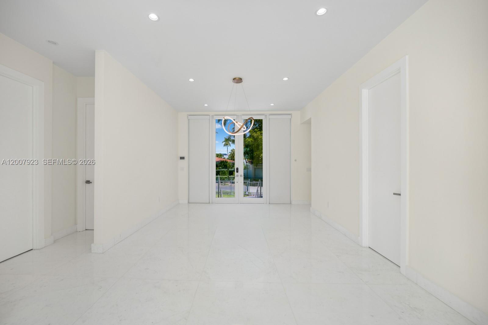 ADEMAR PARK AMD PL - Residential