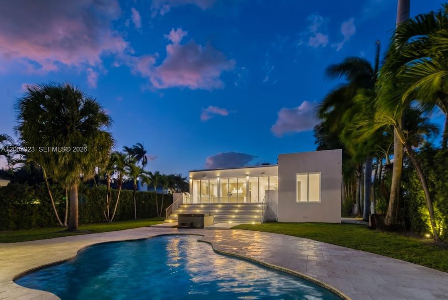 1090 Ne 84th St, Miami, FL 33138 for sale - Stessa