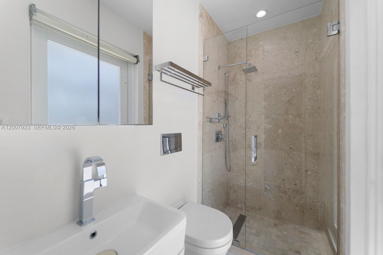 ADEMAR PARK AMD PL - Residential