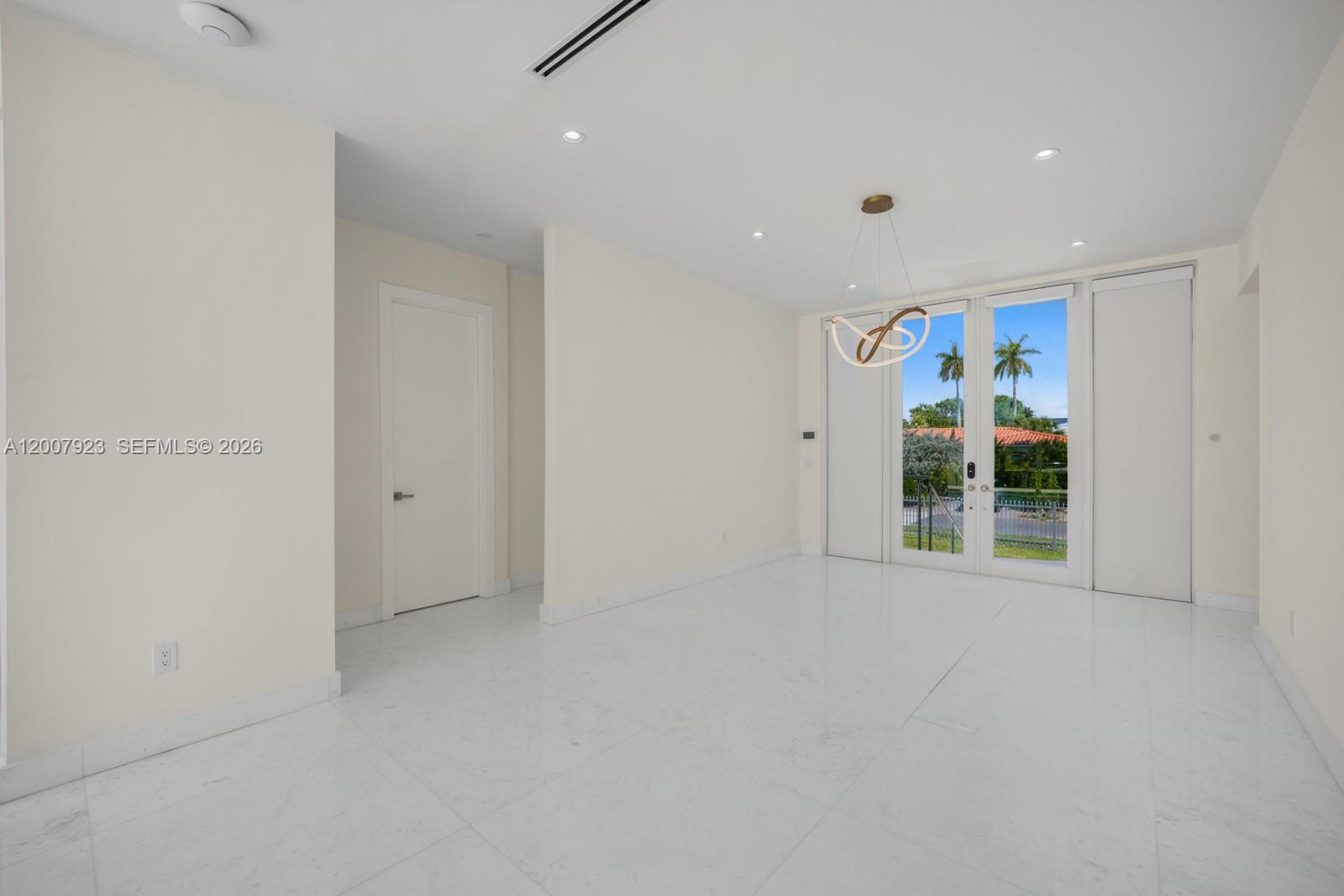 ADEMAR PARK AMD PL - Residential