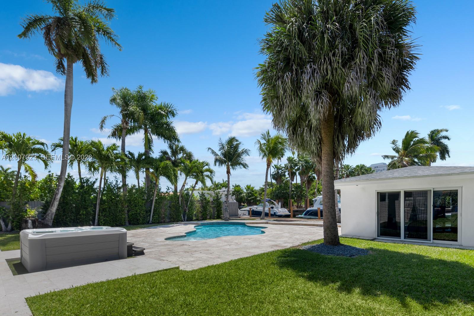 ADEMAR PARK AMD PL - Residential