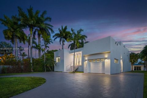 Tiny photo for 1090 NE 84th St, Miami, FL 33138 (MLS # A12007923)